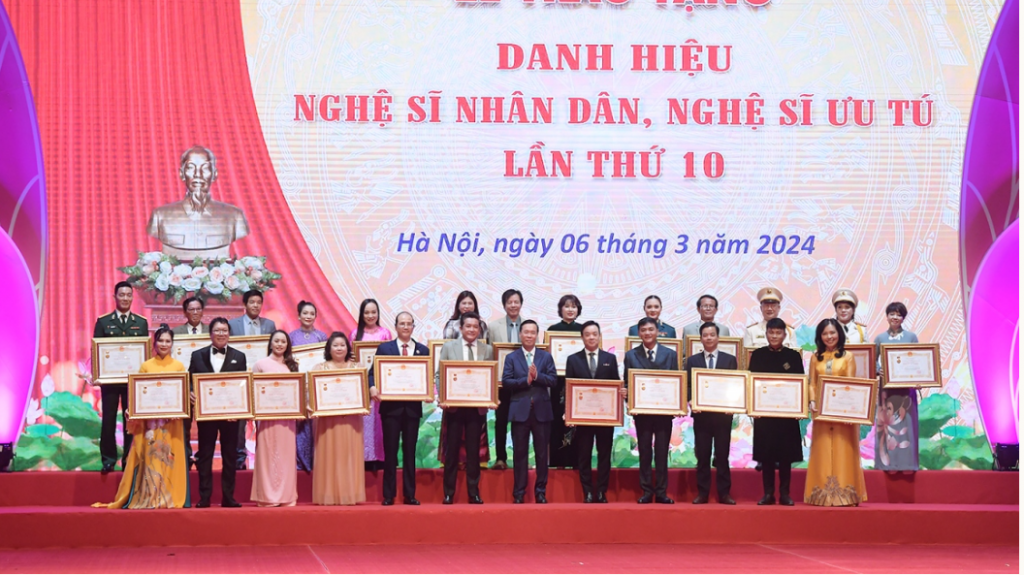 Trần Lực, Quốc Khánh, Mỹ Uyên, Quốc Trung... nhận danh hiệu Nghệ sĩ Nhân dân