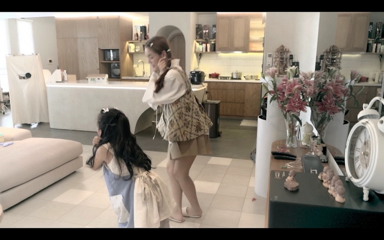 'Mẹ siêu nhân': Thảo Trang tâm sự về tuổi thơ cơ cực với con trai, Lâm Minh nhận ra điểm sai của bản thân trong việc dạy con