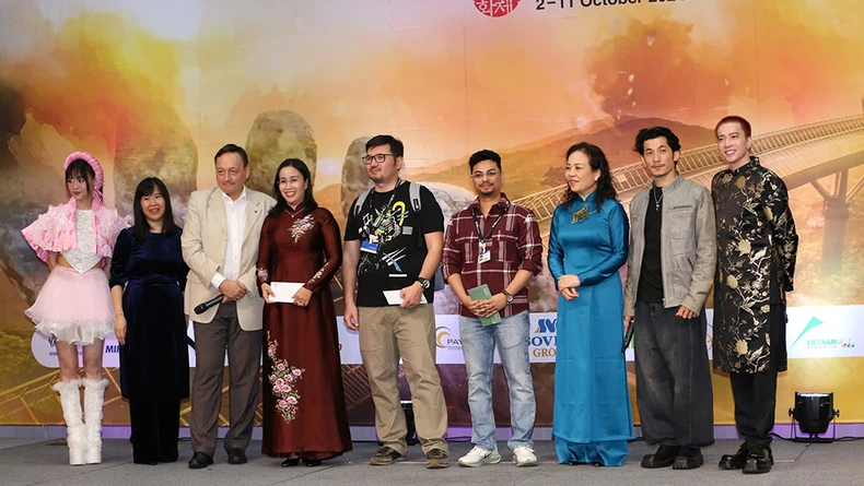 Chuyến đi công tác đầy ý nghĩa của Hiệp hội xúc tiến phát triển điện ảnh Việt Nam tại LHP Busan
