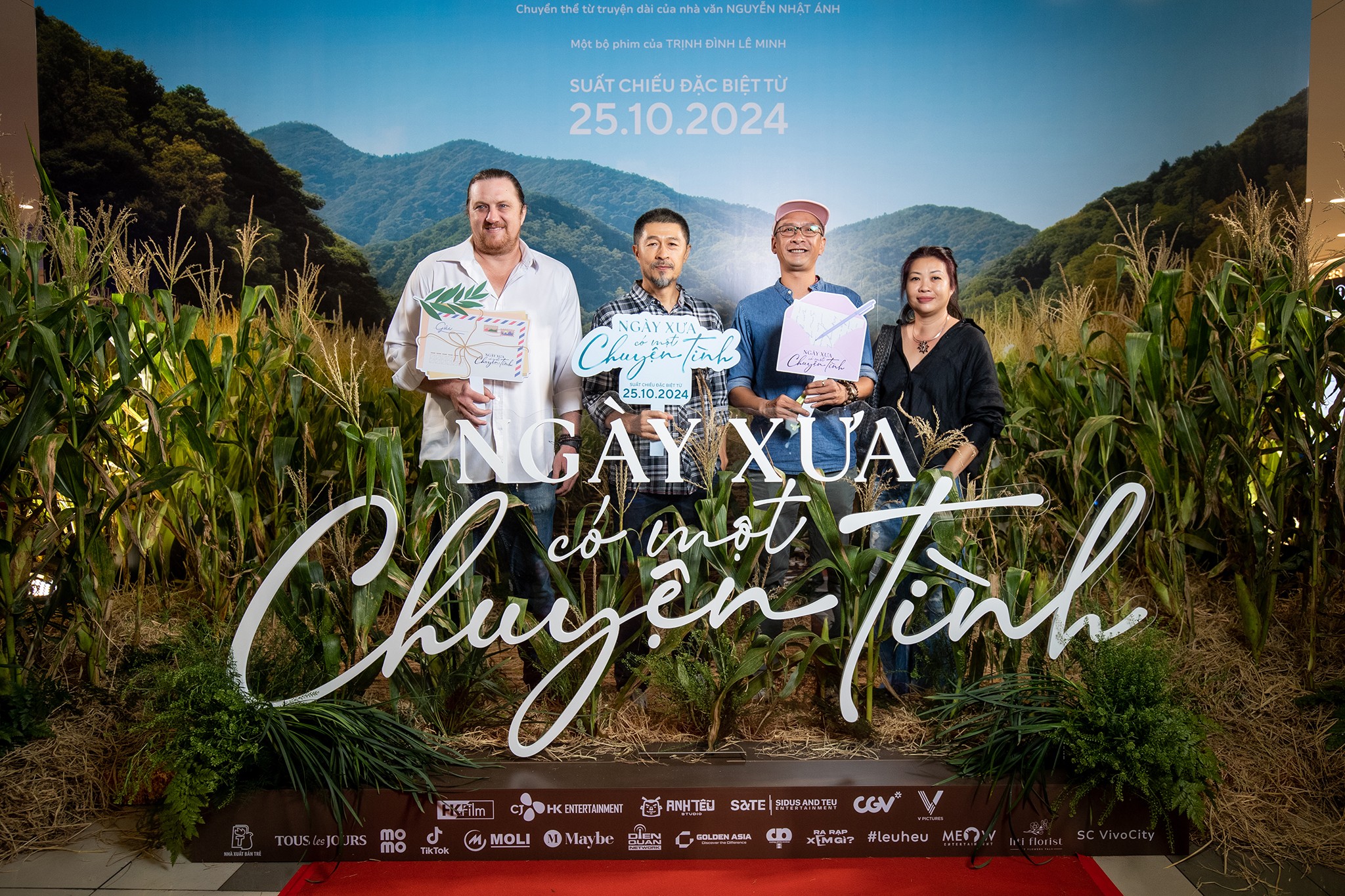 Nữ chính 'Ngày xưa có một chuyện tình' rơi nước mắt kể lại lần đầu trải nghiệm làm mẹ, sinh con khi đóng phim