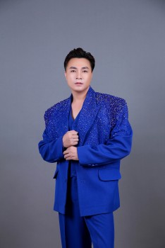 Ca sĩ Đoàn Đại Hòa tiết lộ nhiều năm ăn Tết xa nhà, dùng tiếng hát để sưởi ấm trái tim những người con xa quê