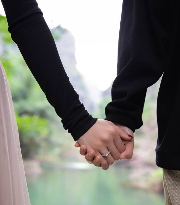 Hé lộ 'người ấy' được Vũ Cát Tường cầu hôn