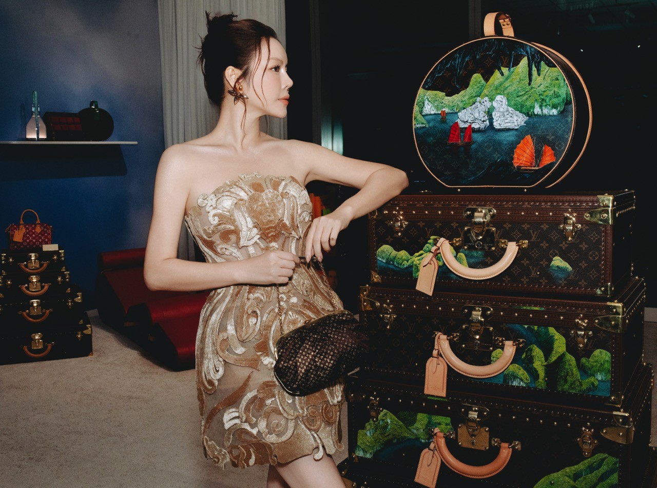 Phong thái quý phái của Lý Nhã Kỳ hòa quyện cùng 'Kiến tạo giấc mơ' của Louis Vuitton