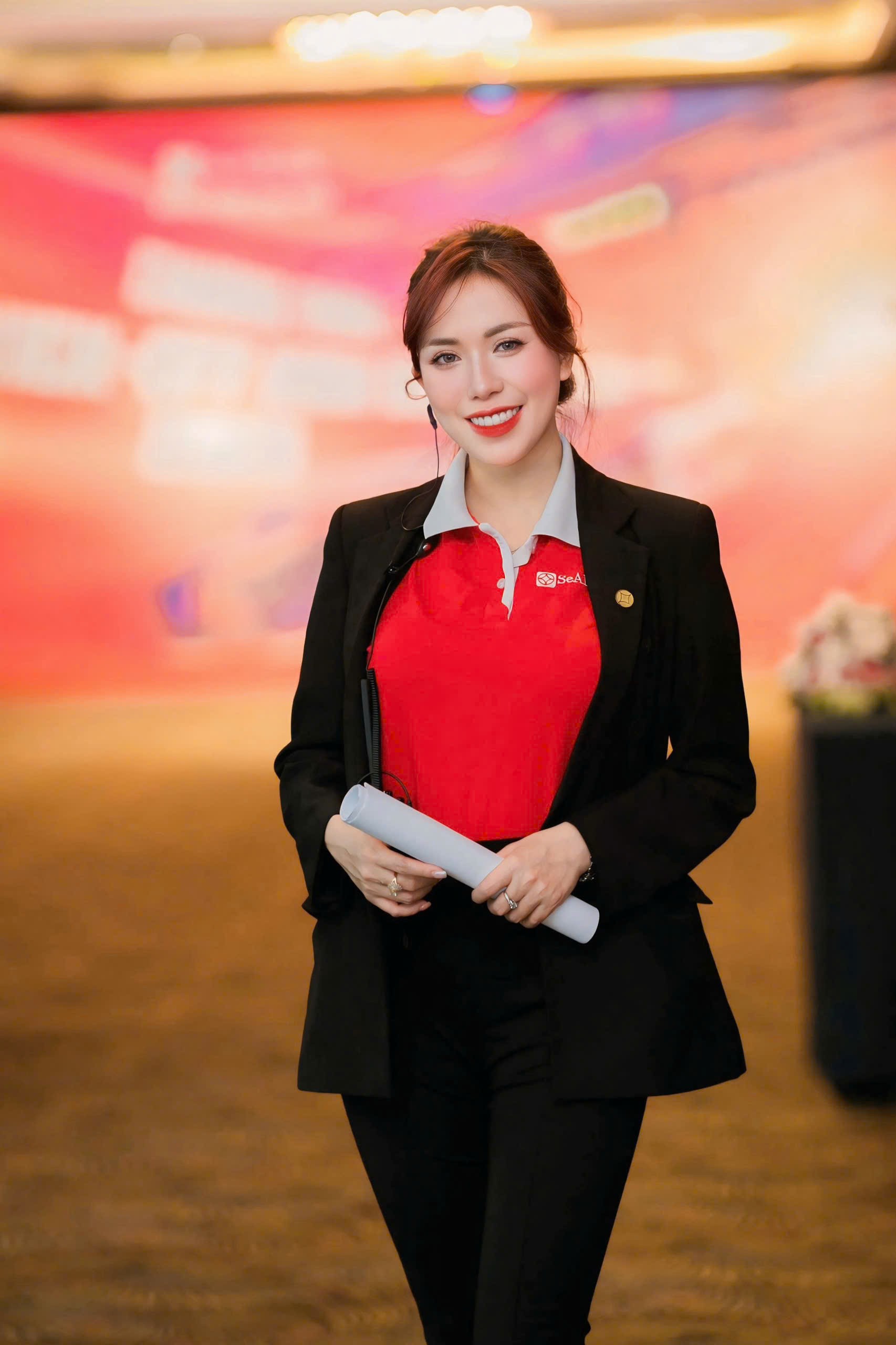 'Hotgirl' Mai Thỏ của hiện tại: Khi cái đẹp gặp gỡ trí tuệ và trái tim nhân ái 'Hotgirl' Mai Thỏ của hiện tại: Khi cái đẹp gặp gỡ trí tuệ và trái tim nhân ái