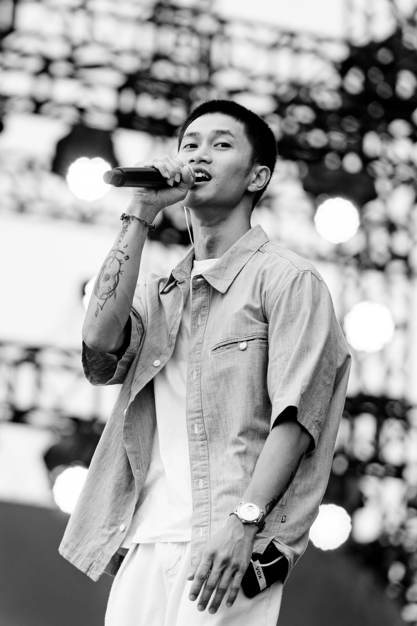 Nguyễn Hùng: Từ ca sĩ triệu view đến người lính kiên cường của 'Mưa đỏ'