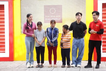 Quách Tuấn Du trở lại quê hương, kể về tuổi thơ đi bán bánh trong chương trình 'Mái ấm gia đình Việt'