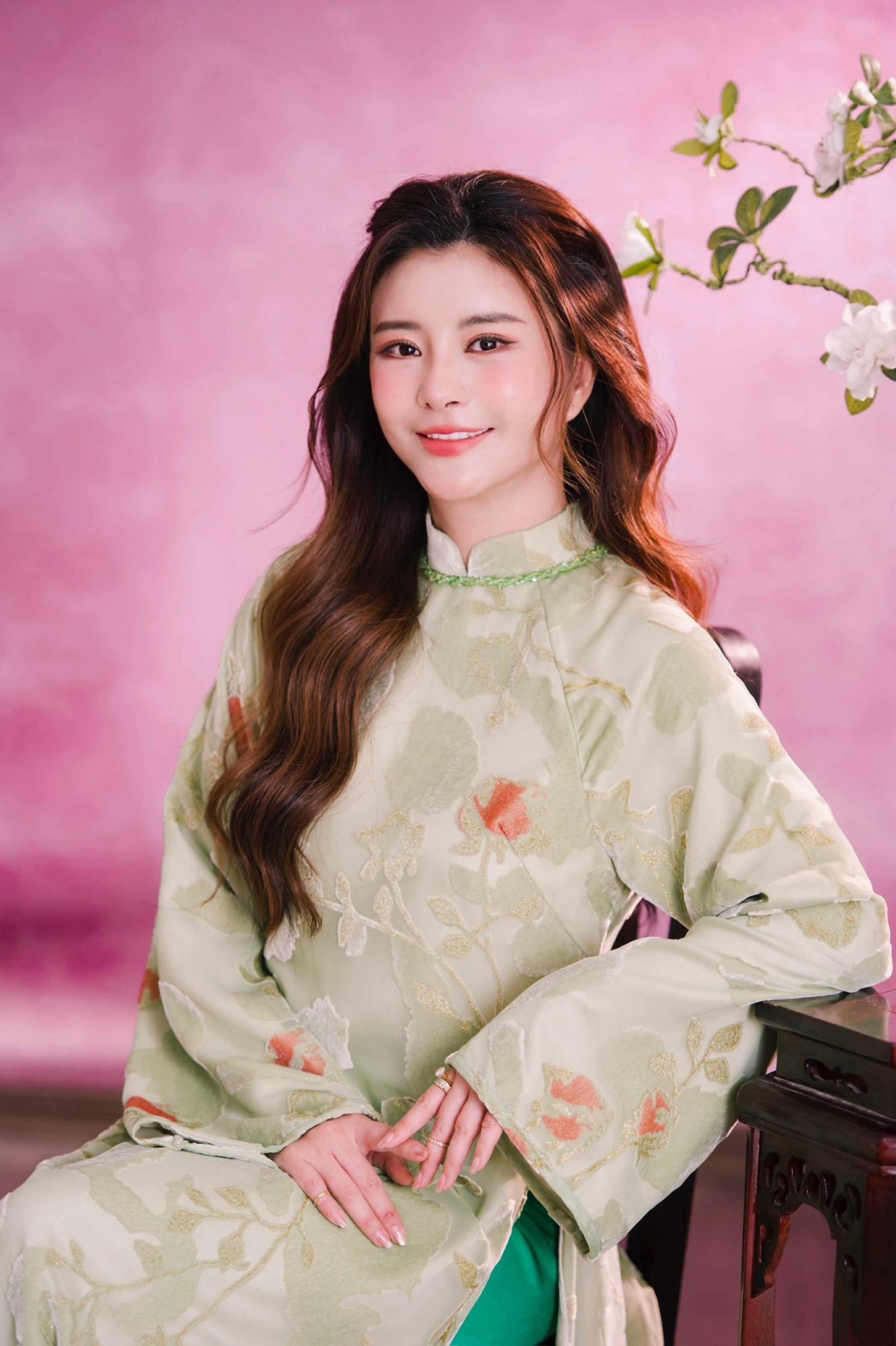 NSƯT Kim Oanh gây thương nhớ trong bộ ảnh mới