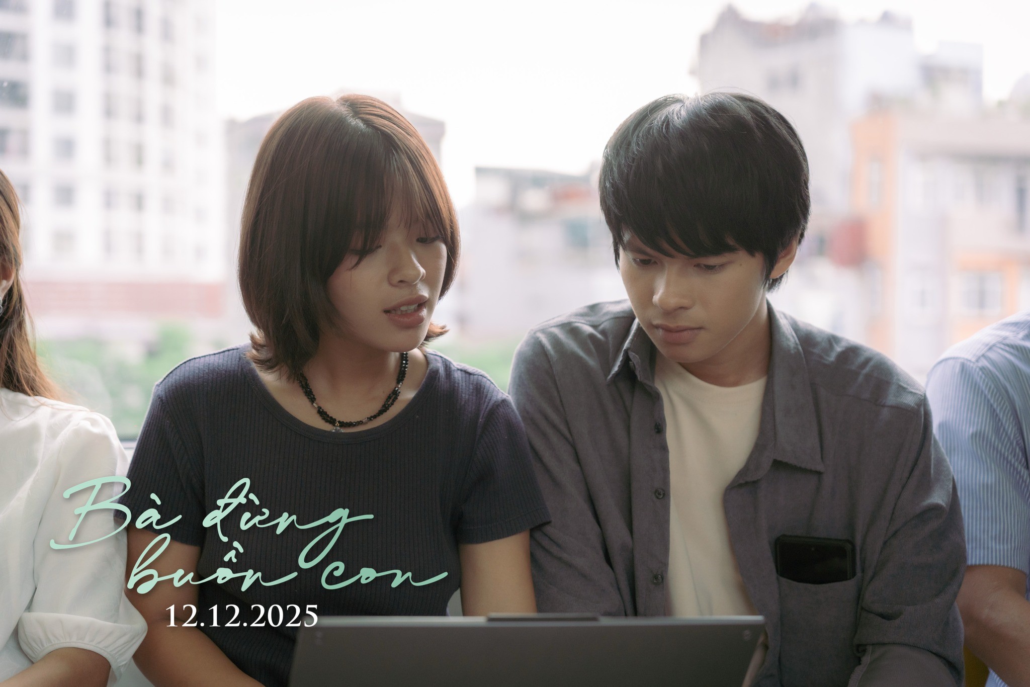 Hai 'con nhà nòi' Trần Tú và Hồng Khanh 'lột xác' trong phim điện ảnh đầu tay