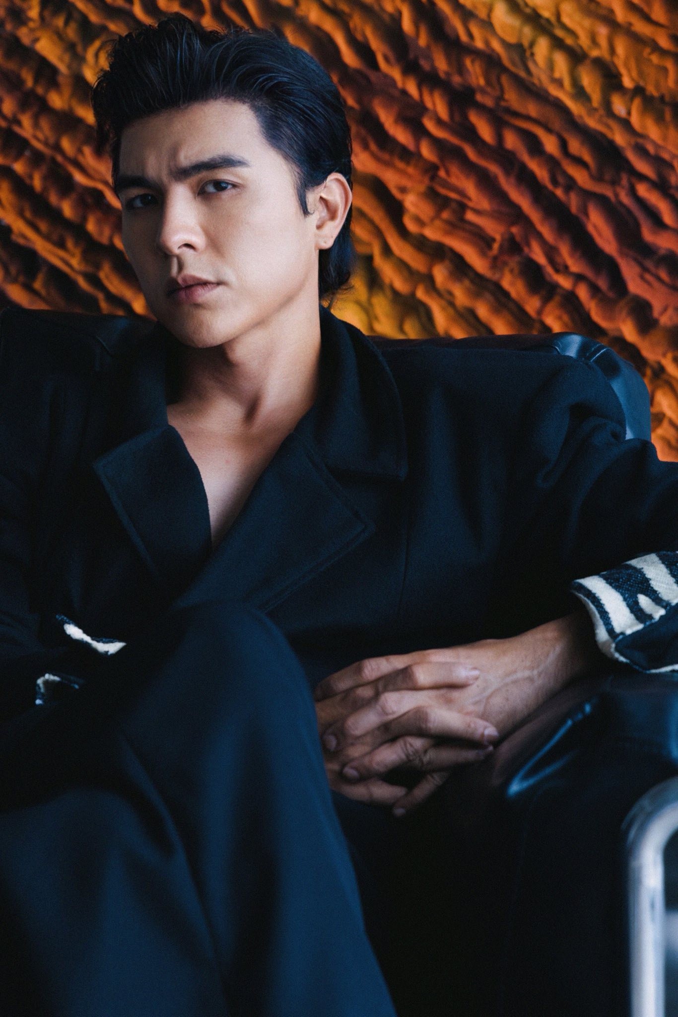 Hành trình lột xác của Steven Nguyễn: Từ diễn viên lận đận đến 'Mỹ nam phản diện' gây sốt màn ảnh