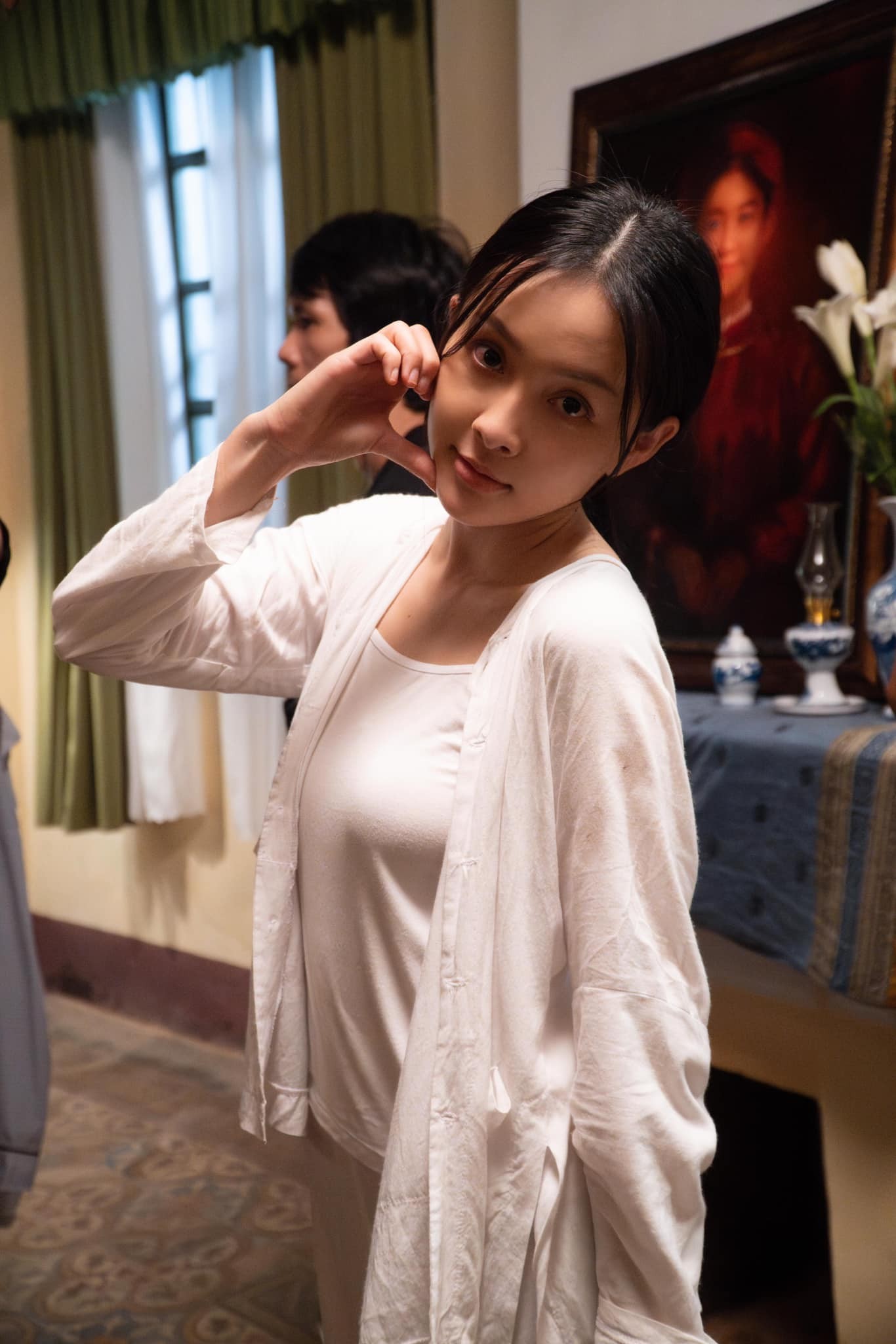 Nhan sắc đời thực 'ngọt ngào' của Nga trong 'Cách em 1 milimet' Nhan sắc đời thực 'ngọt ngào' của Nga trong 'Cách em 1 milimet'