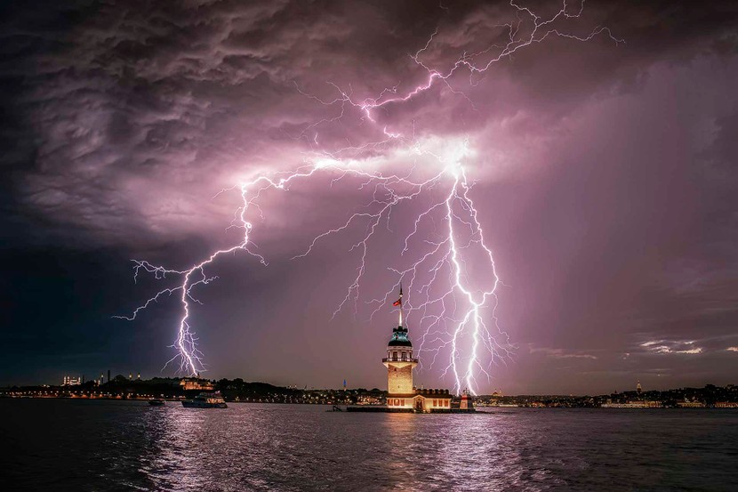 Khai mạc Triển lãm Cuộc thi Ảnh nghệ thuật Quốc tế lần thứ 13