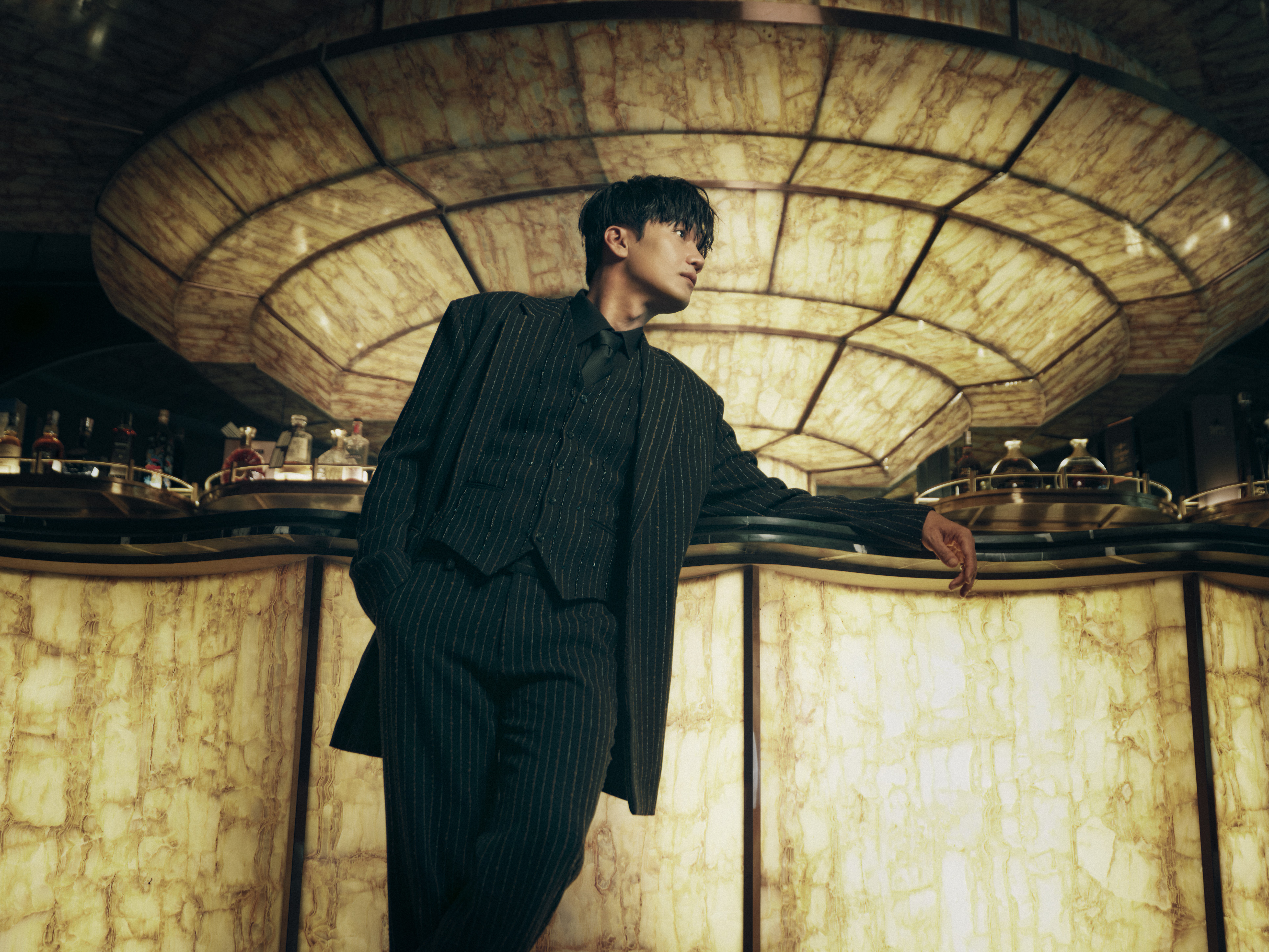 Quang Tuấn và một năm rực rỡ: 'Bỏ túi' 3 phim điện ảnh trăm tỷ, biến hóa đa thể loại