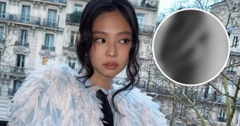 Loạt ảnh bán khỏa thân của Jennie (BlackPink) gây tranh cãi gay gắt