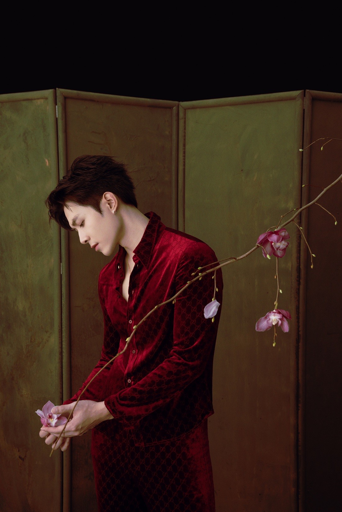 Anh Tú Atus mở màn năm Bính Ngọ với 3 ca khúc OST trong 'Nhà ba tôi một phòng'