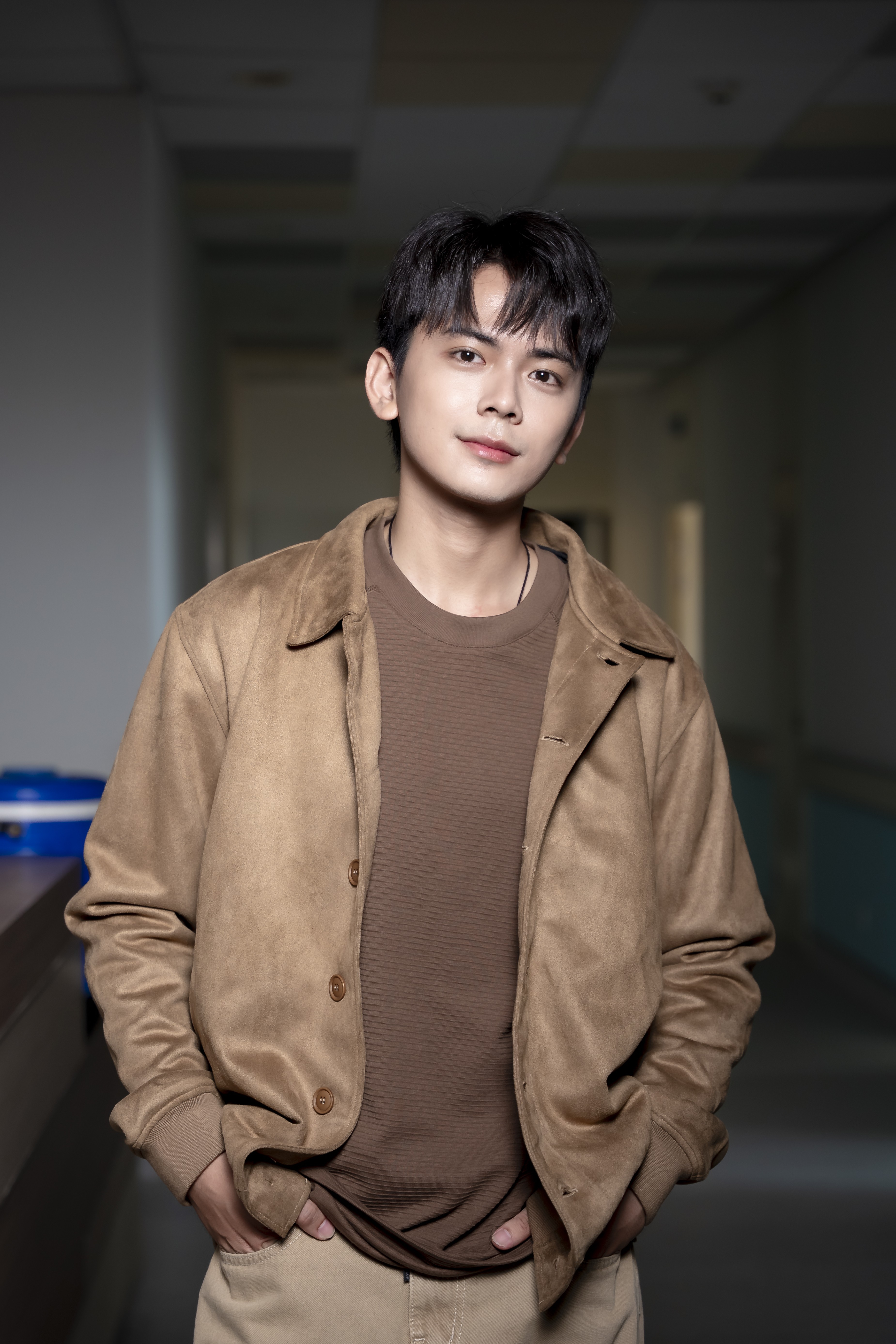 'Bus: Chuyến xe một chiều': Phim tâm linh nhưng ngập tràn visual - từ Nam vương, Hoa hậu đến Quán quân 'The Face'