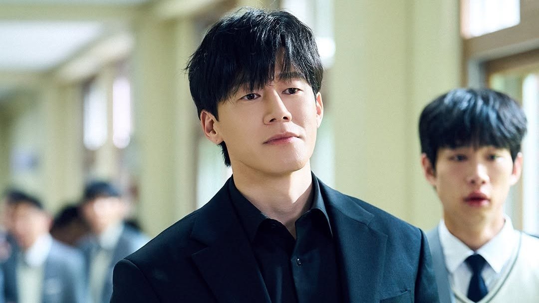'Teach You a Lesson' lọt Top 3 Netflix, trở thành hiện tượng toàn cầu