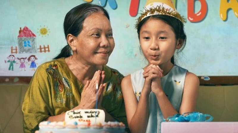 'Cục vàng của ngoại': Chạm vào một bản tình ca của mỗi gia đình