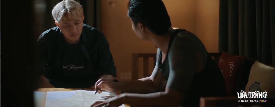 'Lửa trắng' tập 19: Bà trùm Santana 'tỏ tình' với Cương đen theo cách 'không ai bằng'