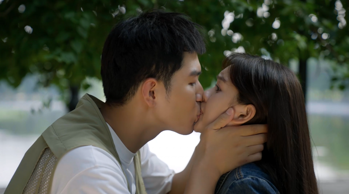 Lê Lưu Ly và Hà Thành tái ngộ trong ‘Xóm nhỏ’