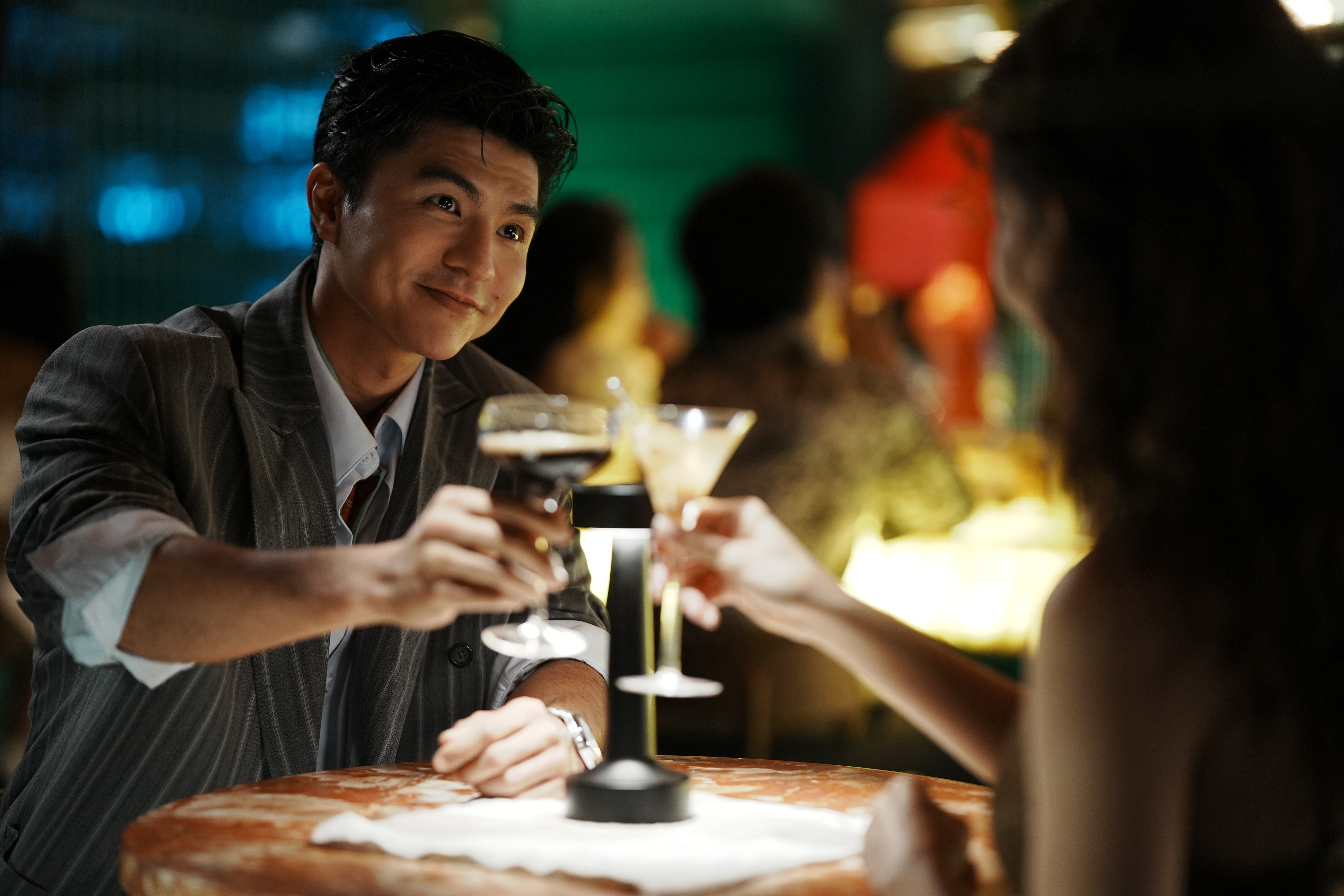 'Bắt cá ba tay' hé lộ màn đối đầu tình cảm của Ngô Kiến Huy, Steven Nguyễn và Otis