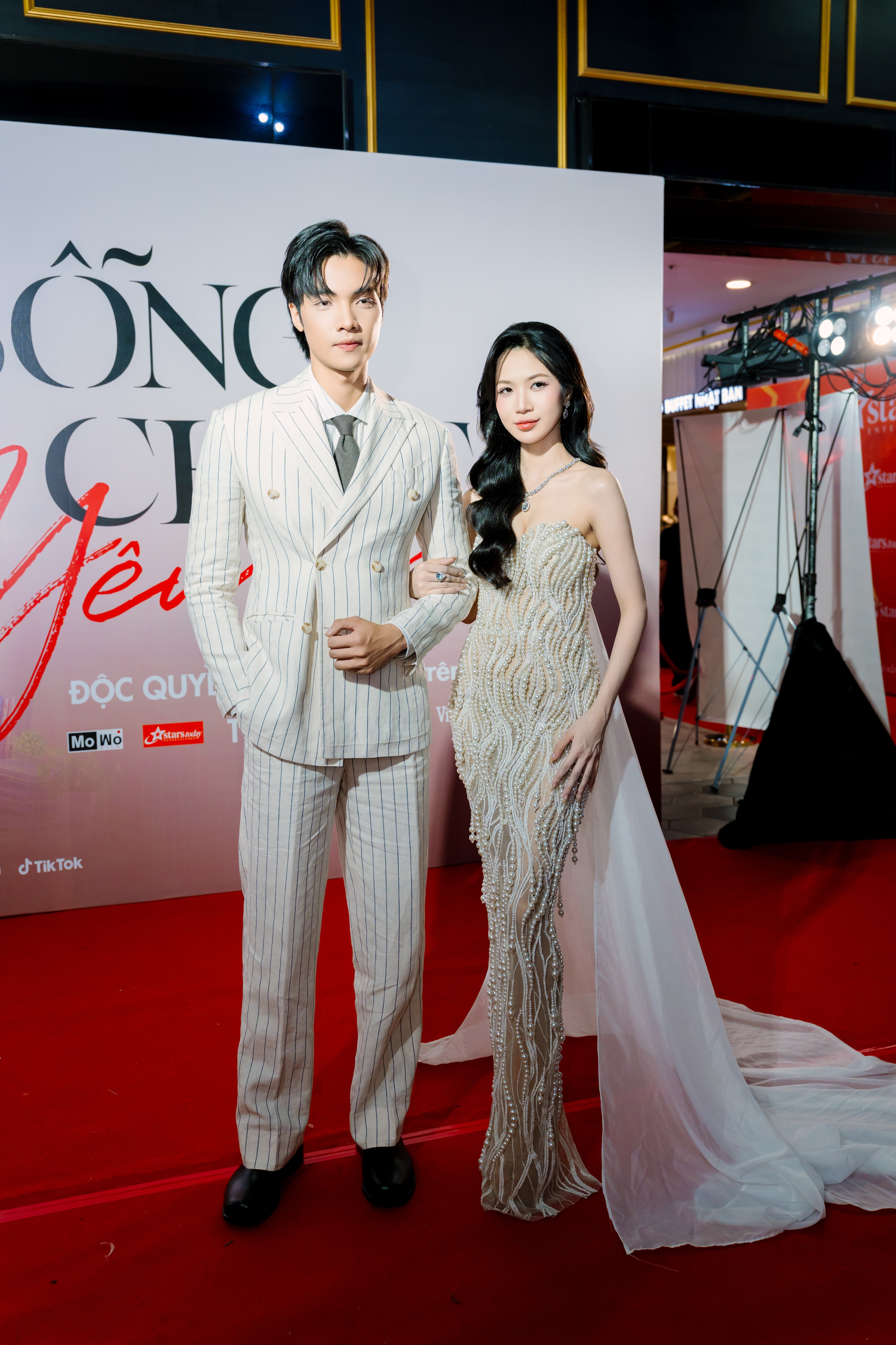 'Hotboy' Bách Khoa trở thành nam thần trong phim ngôn tình mới 'Bỗng chốc yêu anh' của đạo diễn Luk Vân