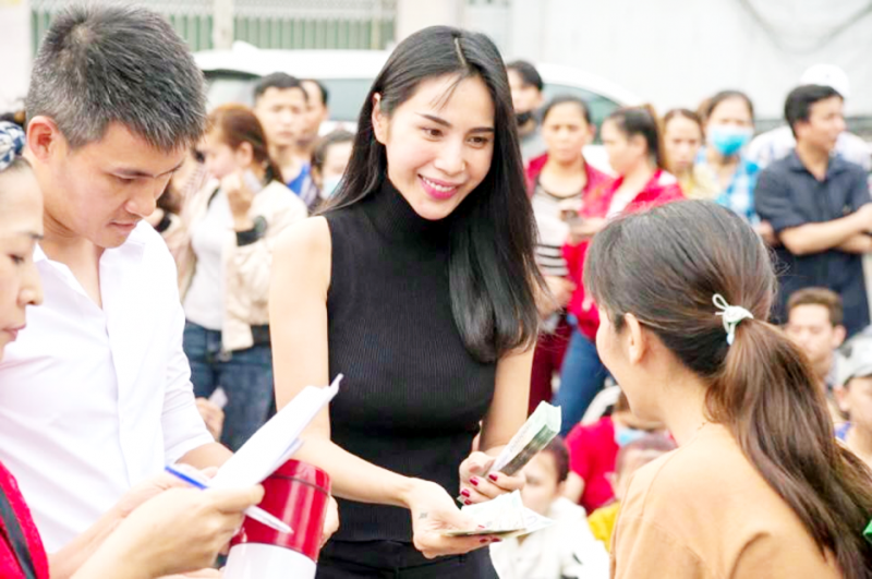 Người nhận tiền từ thiện của nghệ sĩ có thể được Bộ Công an mời lên phối hợp làm việc