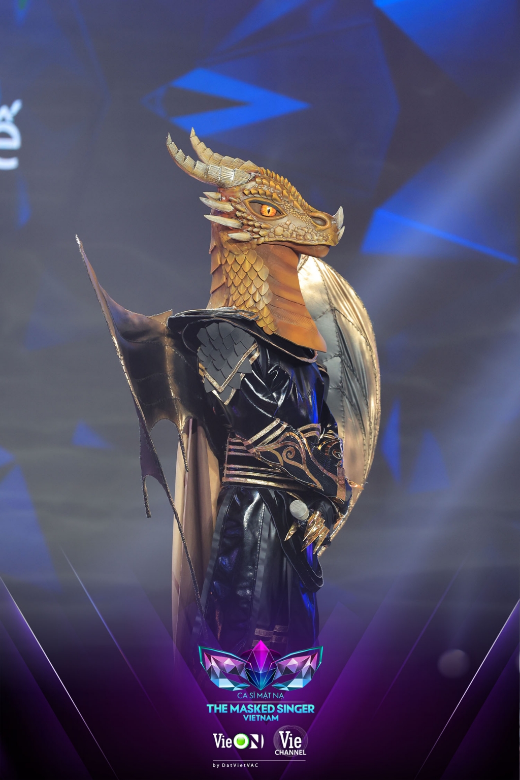 Khán giả nghi ngờ  Hoàng Tử Rồng trong 'The masked singer Vietnam' là Erik, Noo Phước Thịnh hoặc Hà Anh Tuấn?