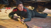 'Steel rain' của nam thần Jung Woo Sung đánh bại 'Star wars' tại phòng vé Hàn Quốc