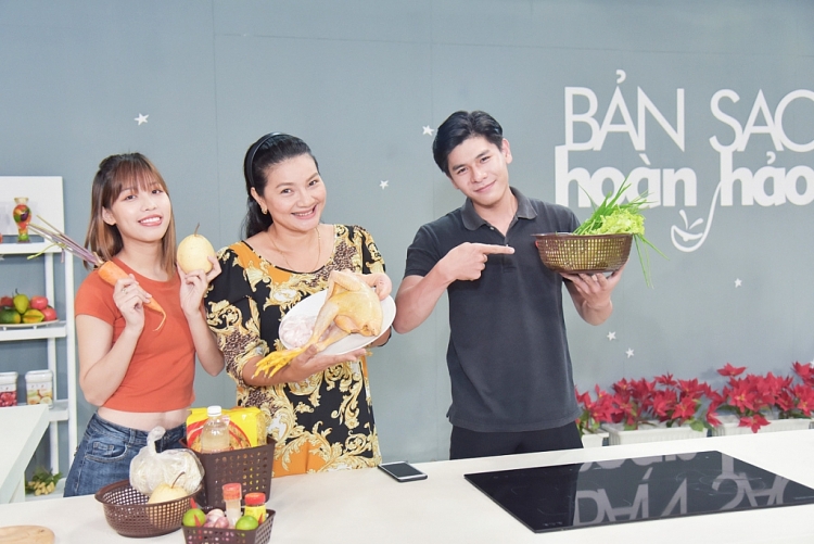 ba chu tiem vang kieu trinh di cho mot buoi het 3 ty