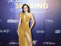 Siêu mẫu My Lê khoe nhan sắc rực rỡ tại lễ trao giải 'Ngôi sao của năm 2020'