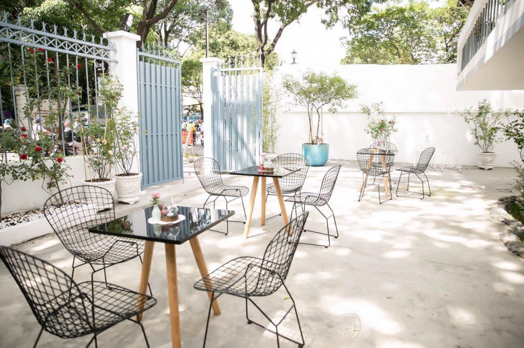 cafe rose chon thu gian cua ly nha ky