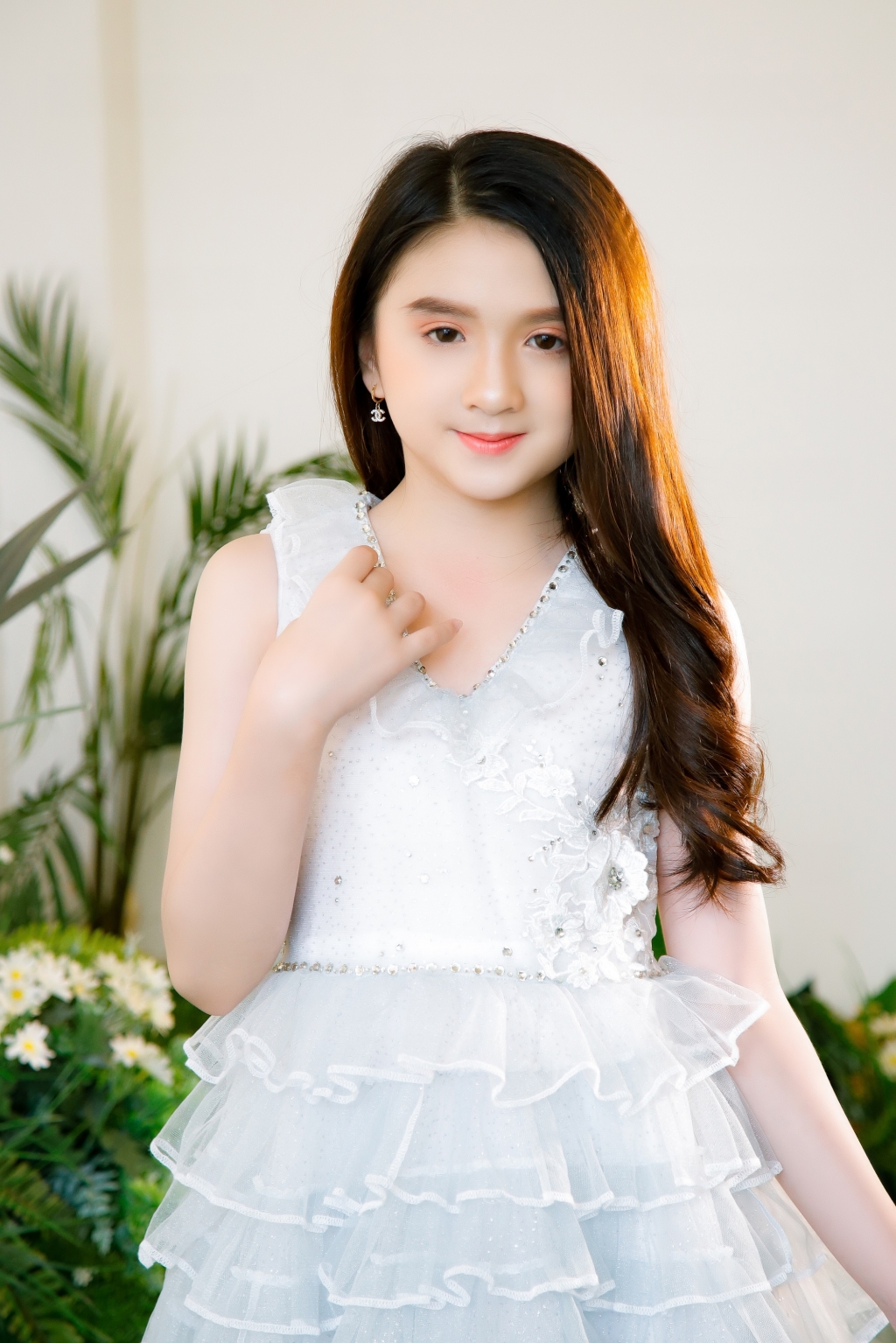 xuat hien ban sao nhi cua hoa hau huong giang