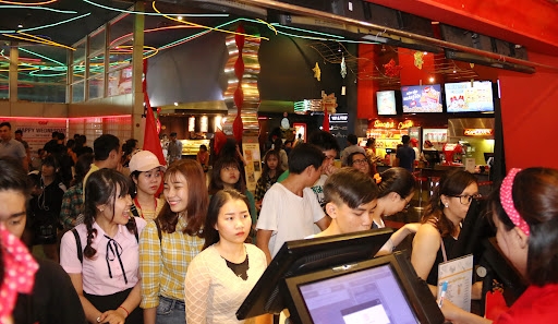 Tỉnh Đồng Nai: Địa phương đầu tiên cho mở lại rạp chiếu phim, dịch vụ ăn uống tại chỗ