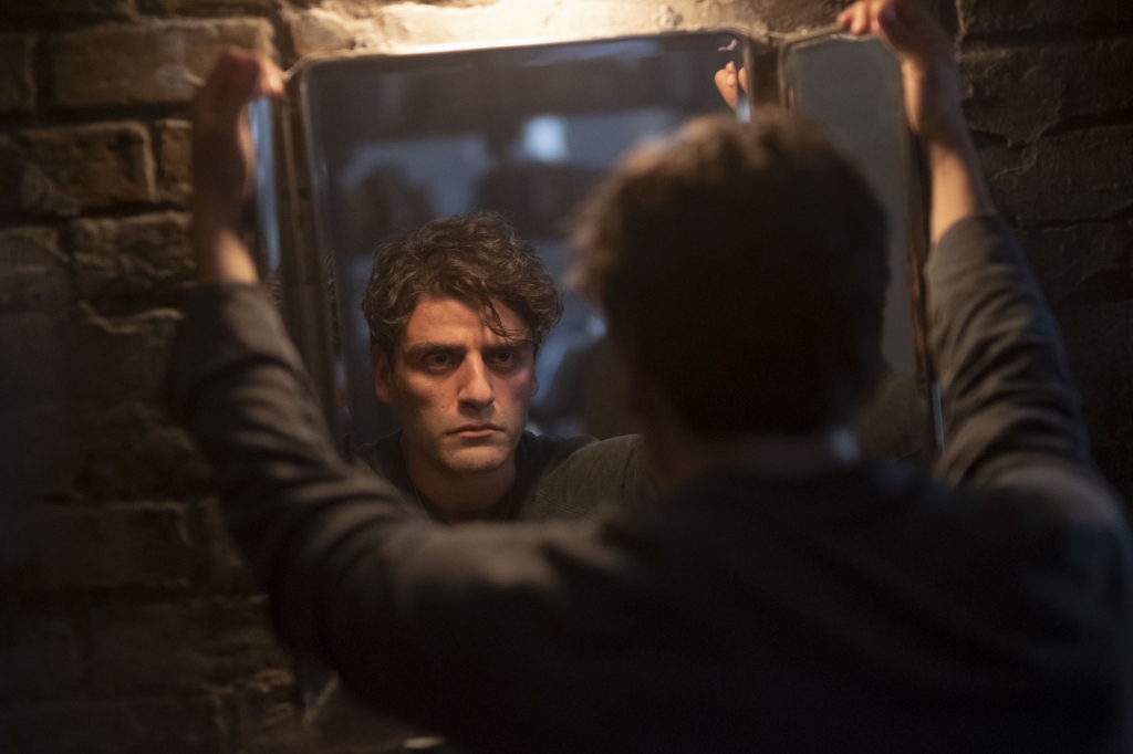 Oscar Isaac: ‘Tắc kè hoa’ mới của Hollywood