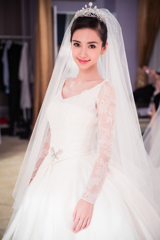 Sao Hoa Ngữ làm cô dâu, Angela Baby, Địch Lệ Nhiệt Ba hay Triệu Lộ Tư... đẹp nhất?