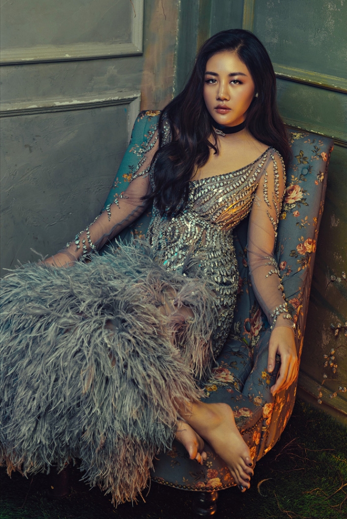 van mai huong khien khan gia thon thuc voi ban ballad moi nhat