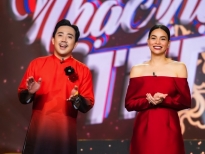 'Gala nhạc Việt 16': Hồ Ngọc Hà và Trấn Thành tung hứng ăn ý khi làm MC