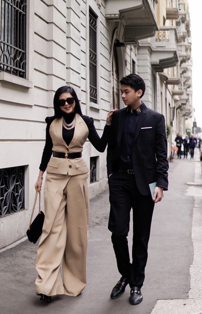 mac nguyen cay dolce gabbana hieu nguyen vuot mat vuong tuan khai ve than thai