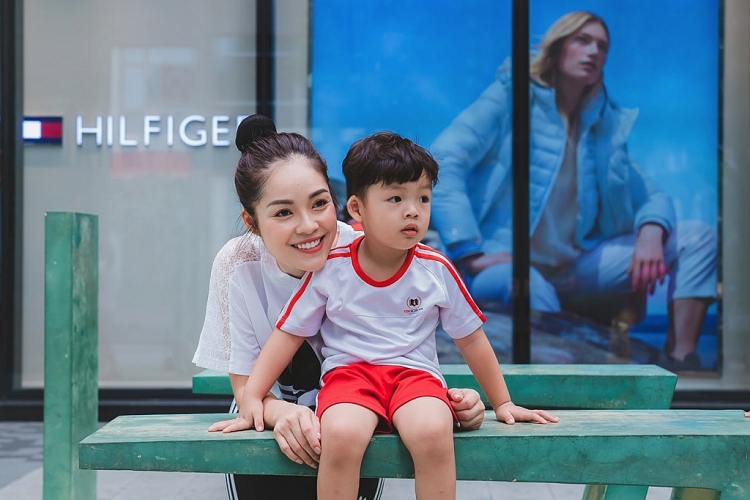 duong cam lynh dong tinh voi quan diem cho tre nghi hoc den khi dich covid 19 lang xuong