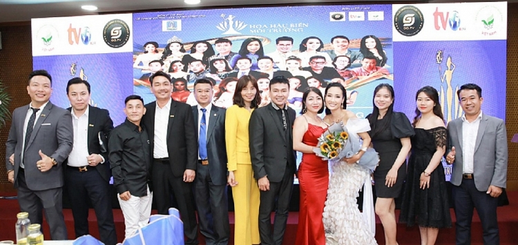 NSƯT Trịnh Kim Chi làm Trưởng ban giám khảo 'Cuộc thi ảnh online Hoa hậu biển môi trường 2022'