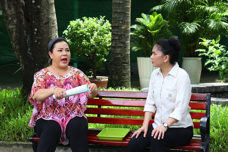 'Nữ hoàng vai phụ' Thụy Mười biết ơn cuộc sống đã dẫn lối đến với lĩnh vực hài