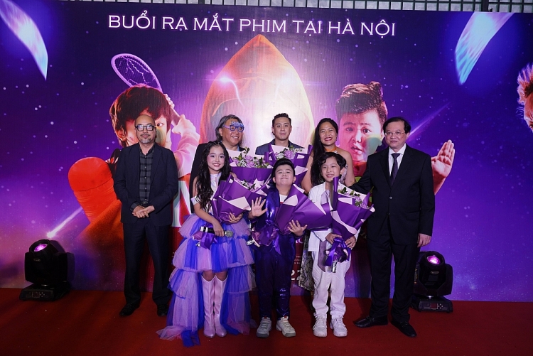 Đạo diễn Hàm Trần: 'Maika – Cô bé đến từ hành tinh khác' còn là lời tri ân đến người mẹ đã khuất!