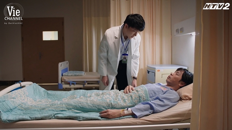 'Cây táo nở hoa' tập 33: Dư điêu đứng với cái thai 'trên trời rơi xuống', Ngọc thông báo bệnh tình, Ngà xung phong hiến gan nhưng sự thật là…