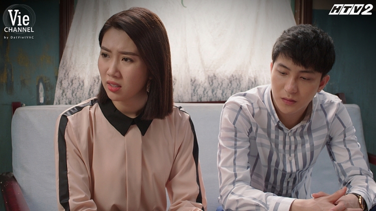 Thúy Ngân một mình 'cân' cả 3 vai diễn nặng ký trong tích tắc