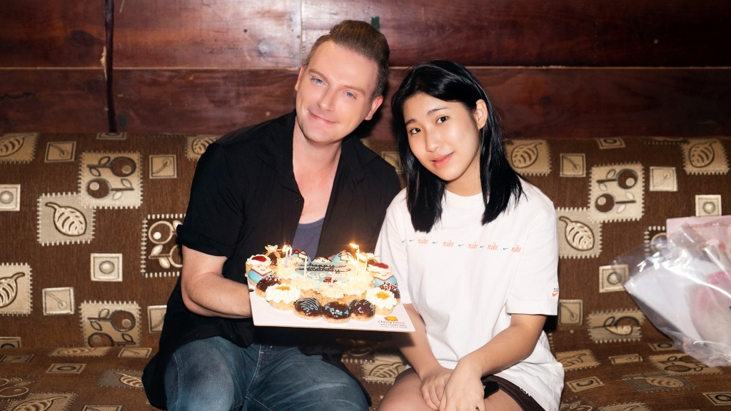 Kyo York bất ngờ được Ju Uyên Nhi và dàn sao nhí bí mật tổ chức sinh nhật