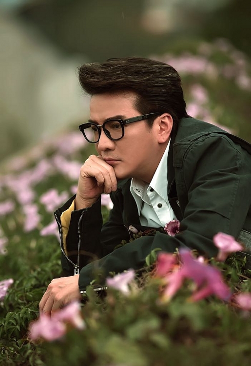 loi doc leo mai nha chup hinh dam vinh hung vo tinh tiet lo luon du an am nhac moi