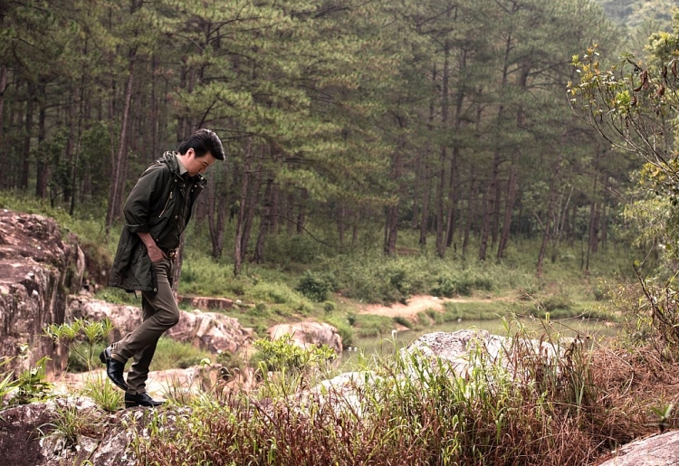 loi doc leo mai nha chup hinh dam vinh hung vo tinh tiet lo luon du an am nhac moi