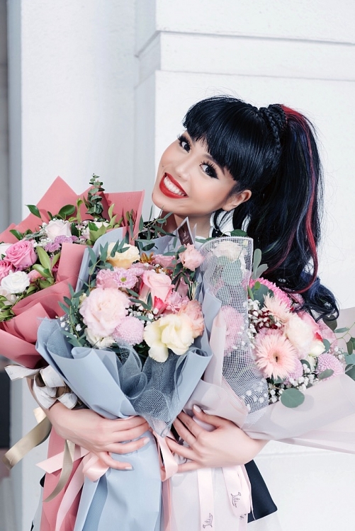 tong cuc du lich va sieu mau quoc te jessica minh anh ky ket thoa thuan hop tac ve quang ba xuc tien du lich viet nam