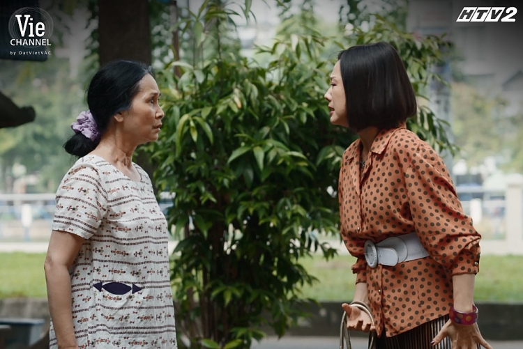 'Cây táo nở hoa' tập 54: Hạnh thay chồng 'xử lý' những chủ nợ của Ngà