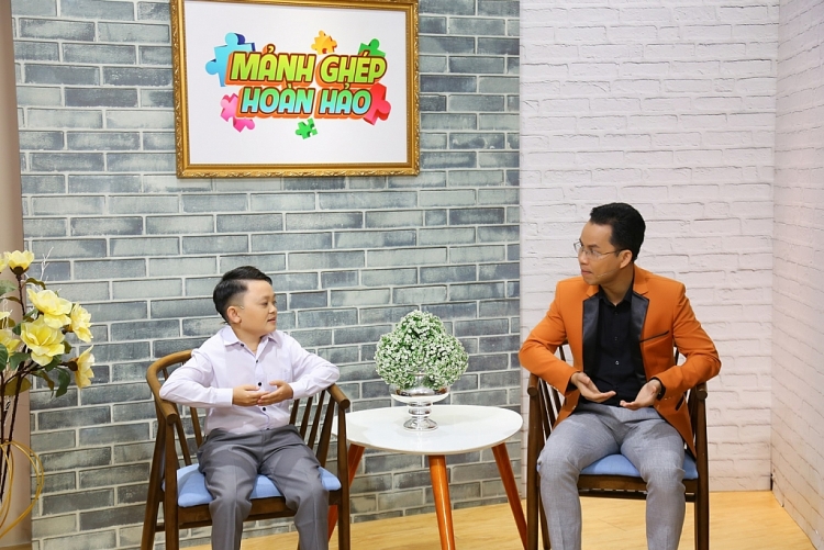 Cặp vợ chồng tí hon và câu chuyện hôn nhân thú vị tại 'Mảnh ghép hoàn hảo'